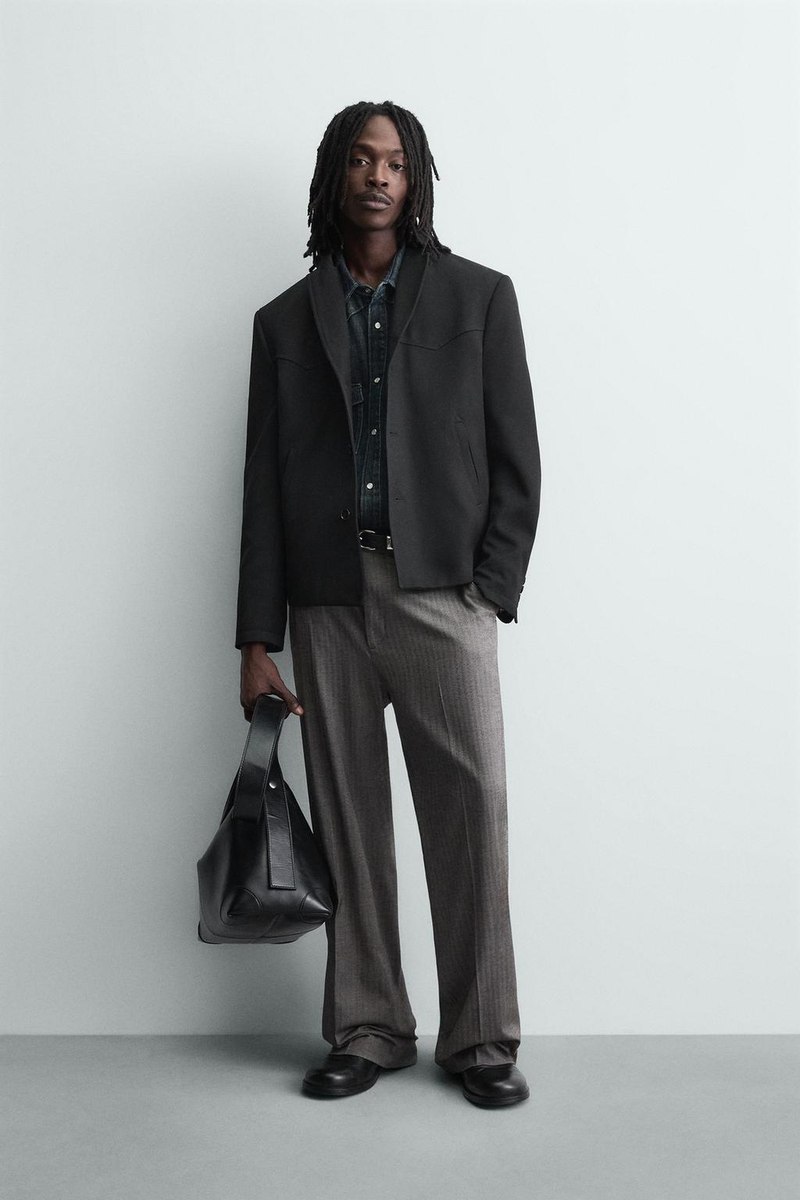 Zara Cropped textured blazer in Black